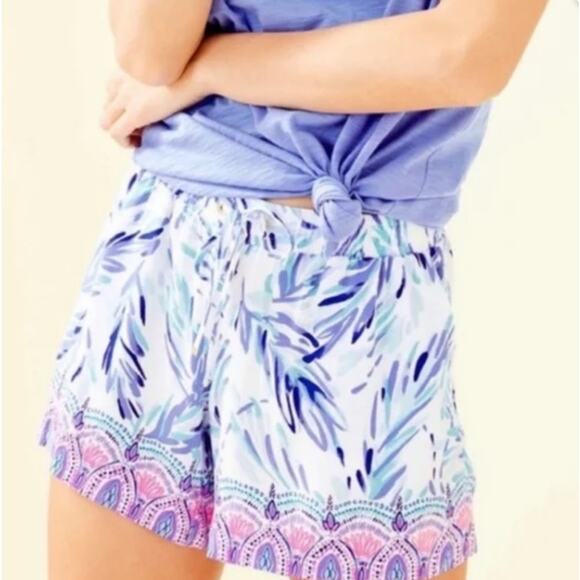 Lilly Pulitzer Women's Katia Shorts Flocked Together Pattern Blue Pink Large - Picture 1 of 9